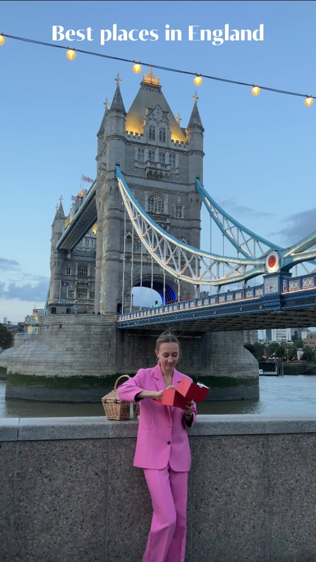 Jenny • travel content creator, Tower Bridge