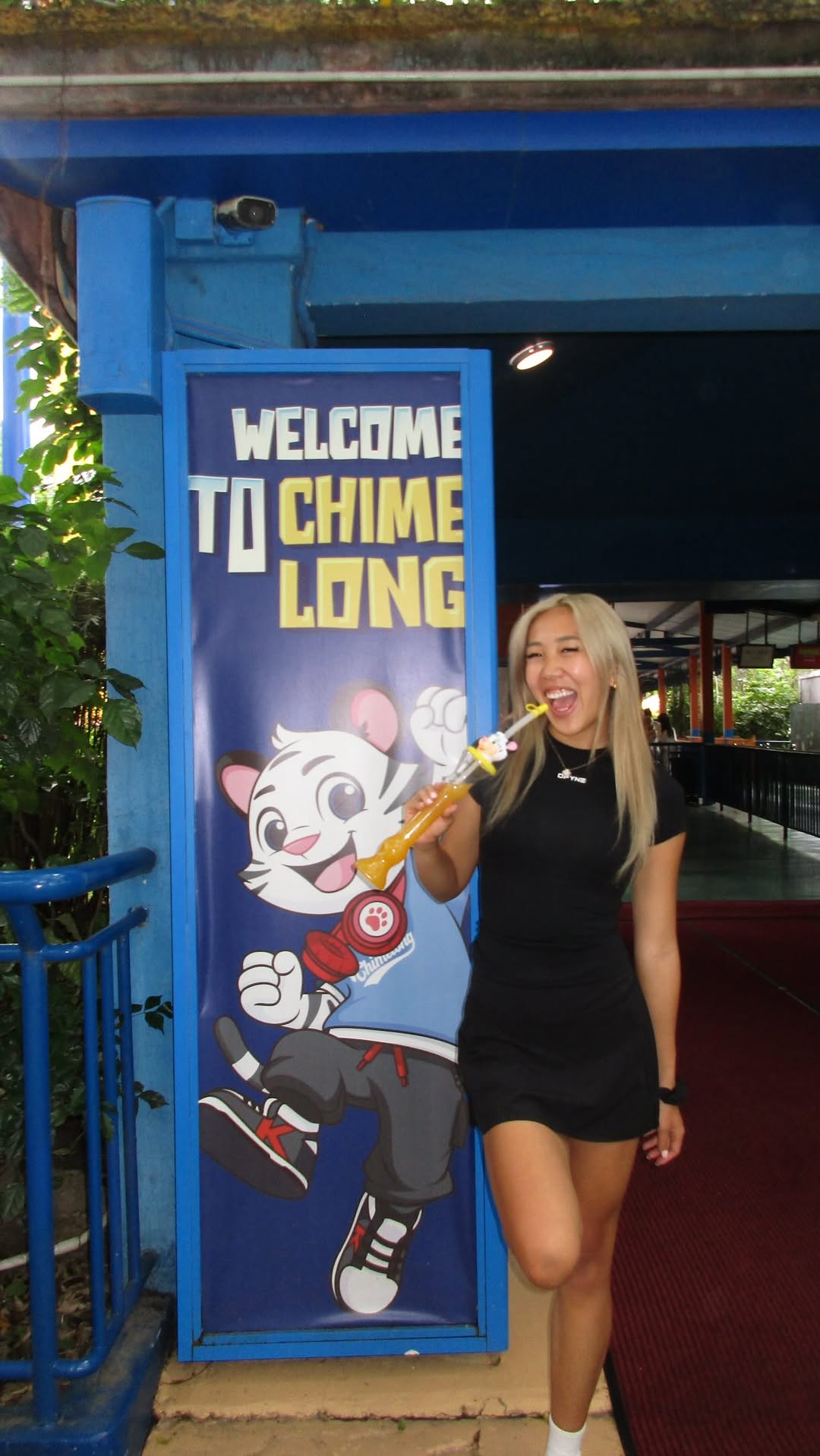 JESS ZHENG, Guangzhou Chimelong Safari Park （Main Gate）