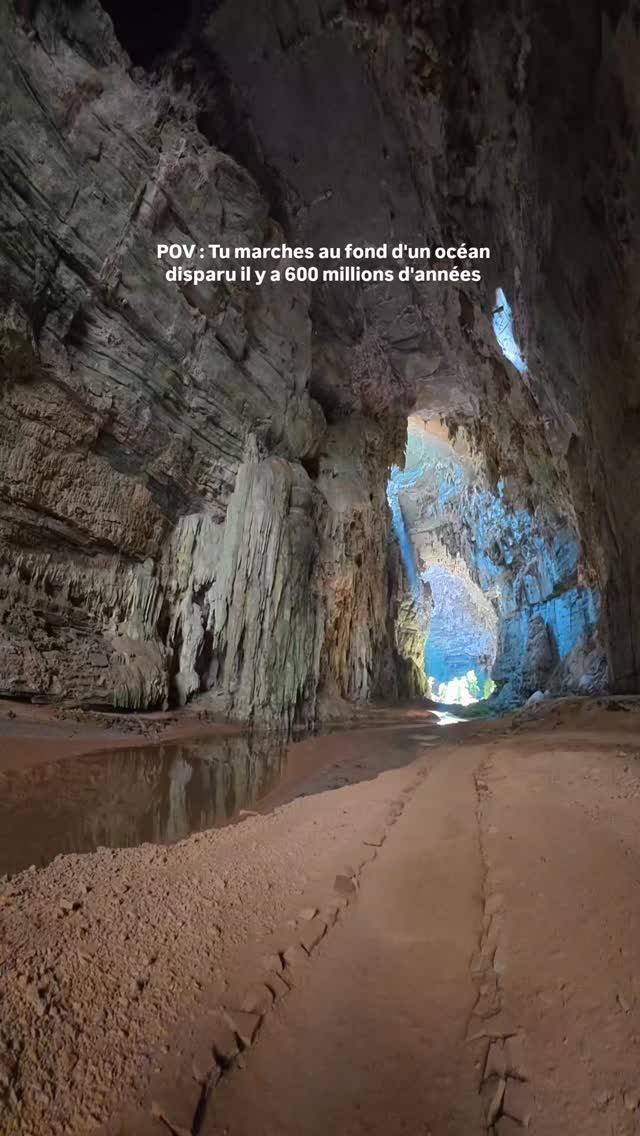 Périple, Gruta do Janelão