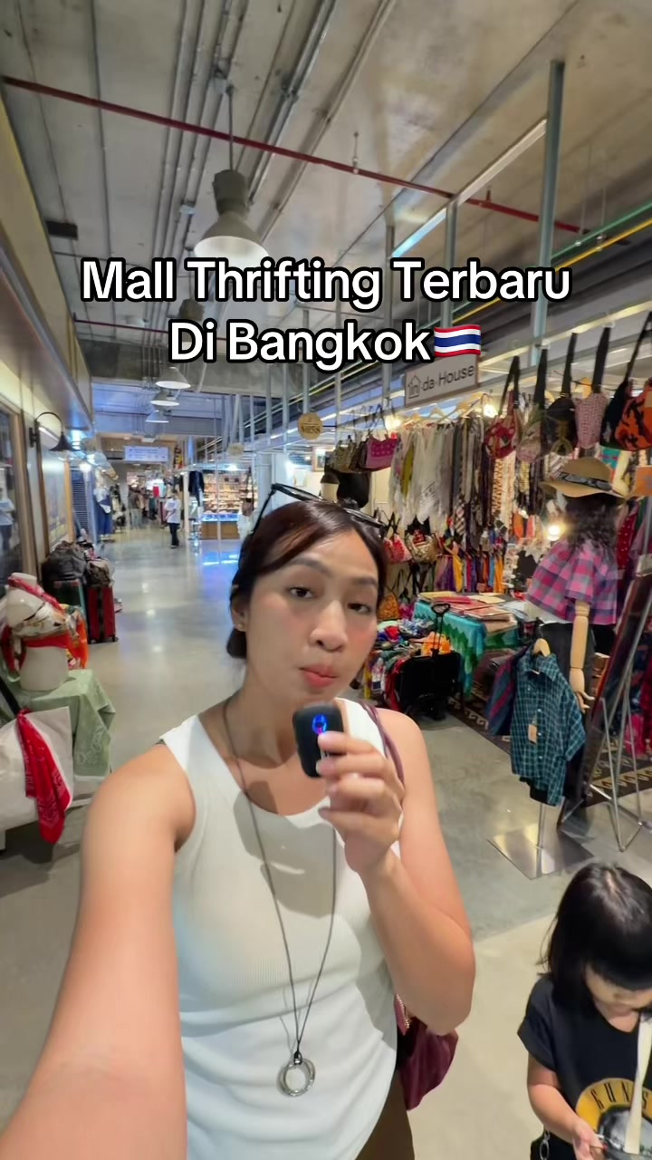 Dina | Bertiga di Bangkok🇹🇭, 1981 Soul&Sold