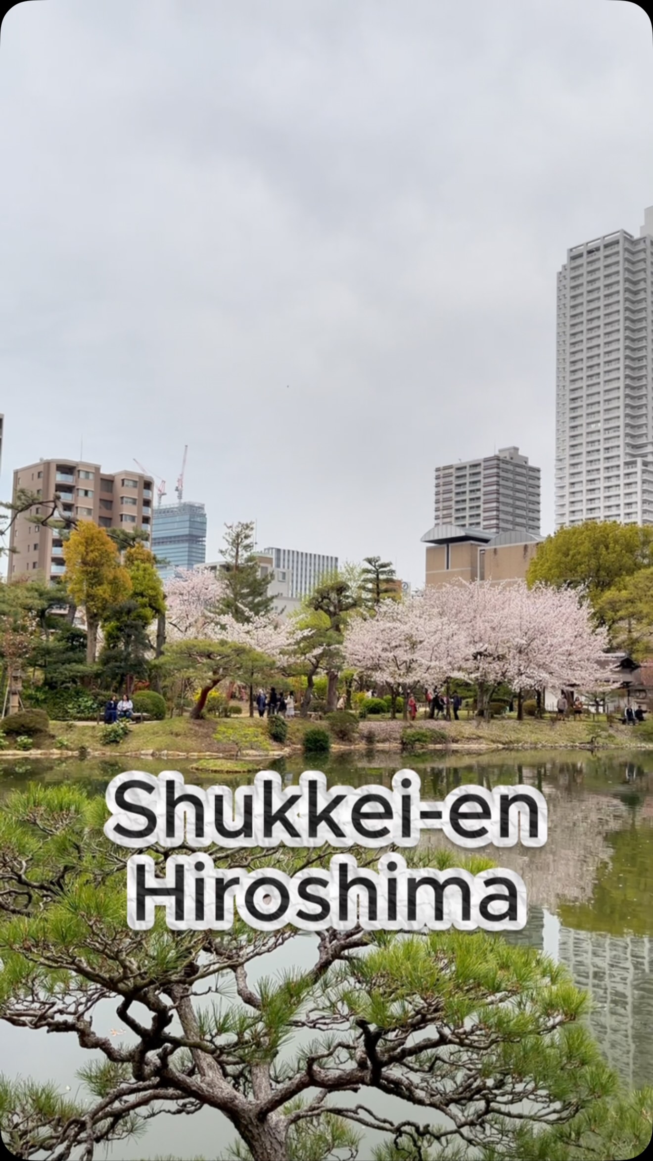 Laurent ローラン | Guide Francophone Japon, Shukkeien Garden