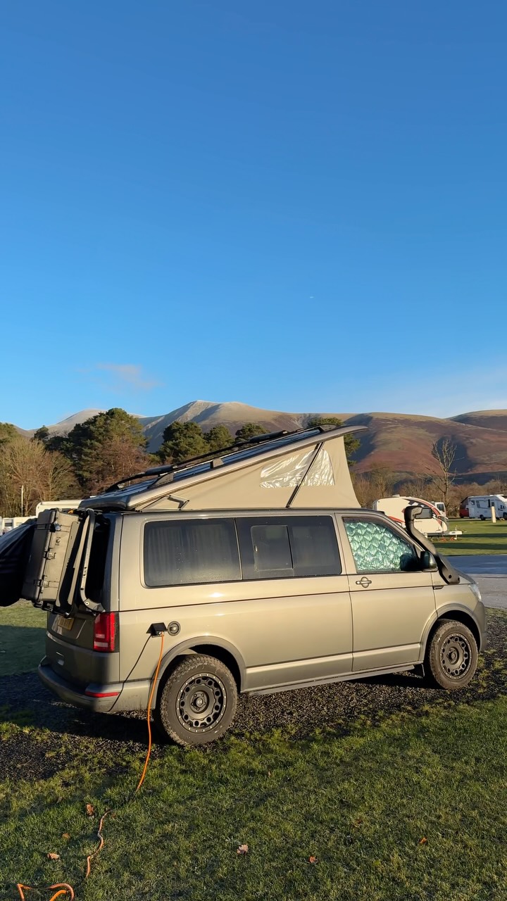 Lisa & Daniel | Travel | Roadtrips | Vanlife, Keswick