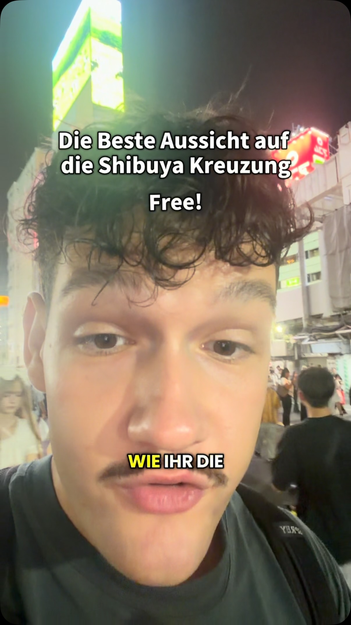Tobias on Tour, Shibuya Scramble Crossing