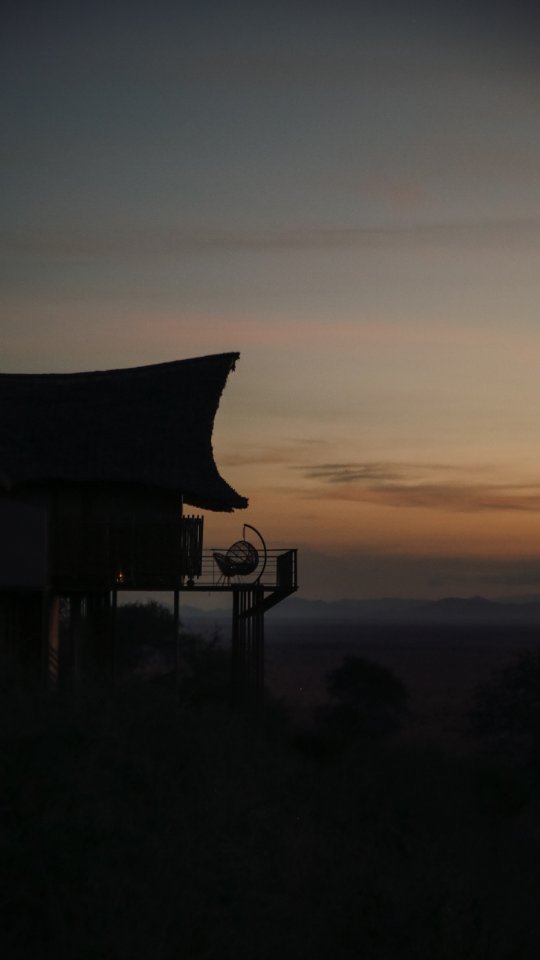 Soroi Lions Bluff Lodge | Kenya, Tsavo West National Park