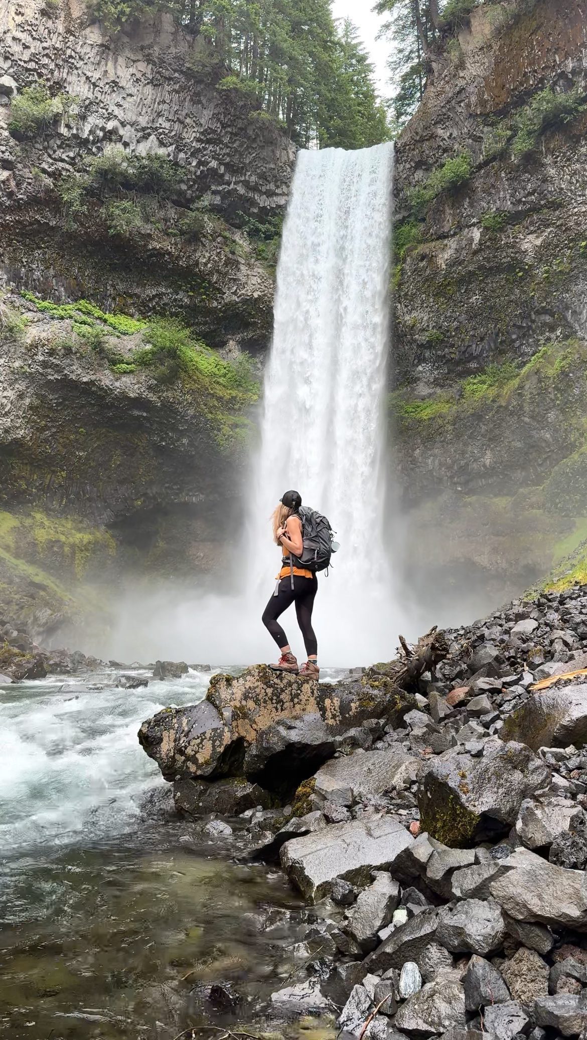 Nia Patience ↟ Outdoor Adventures & Hiking, Brandywine Falls Provincial Park