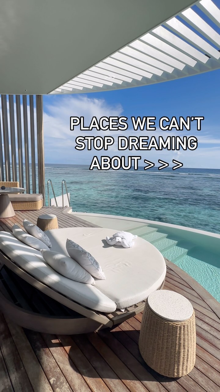 Simon & Tina 🏴󠁧󠁢󠁷󠁬󠁳󠁿 Luxury Bucket List Travel, Santorini