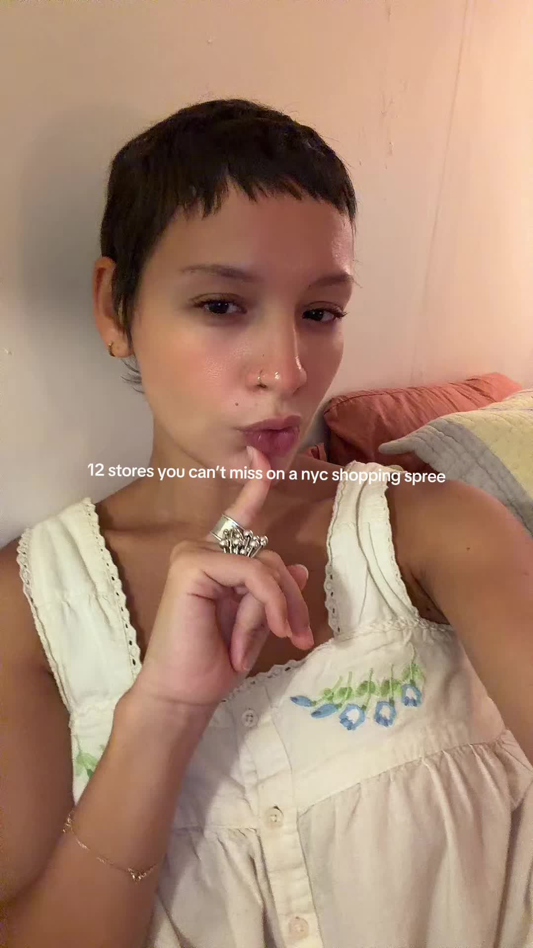 Aïsha Farida, Beacon's Closet