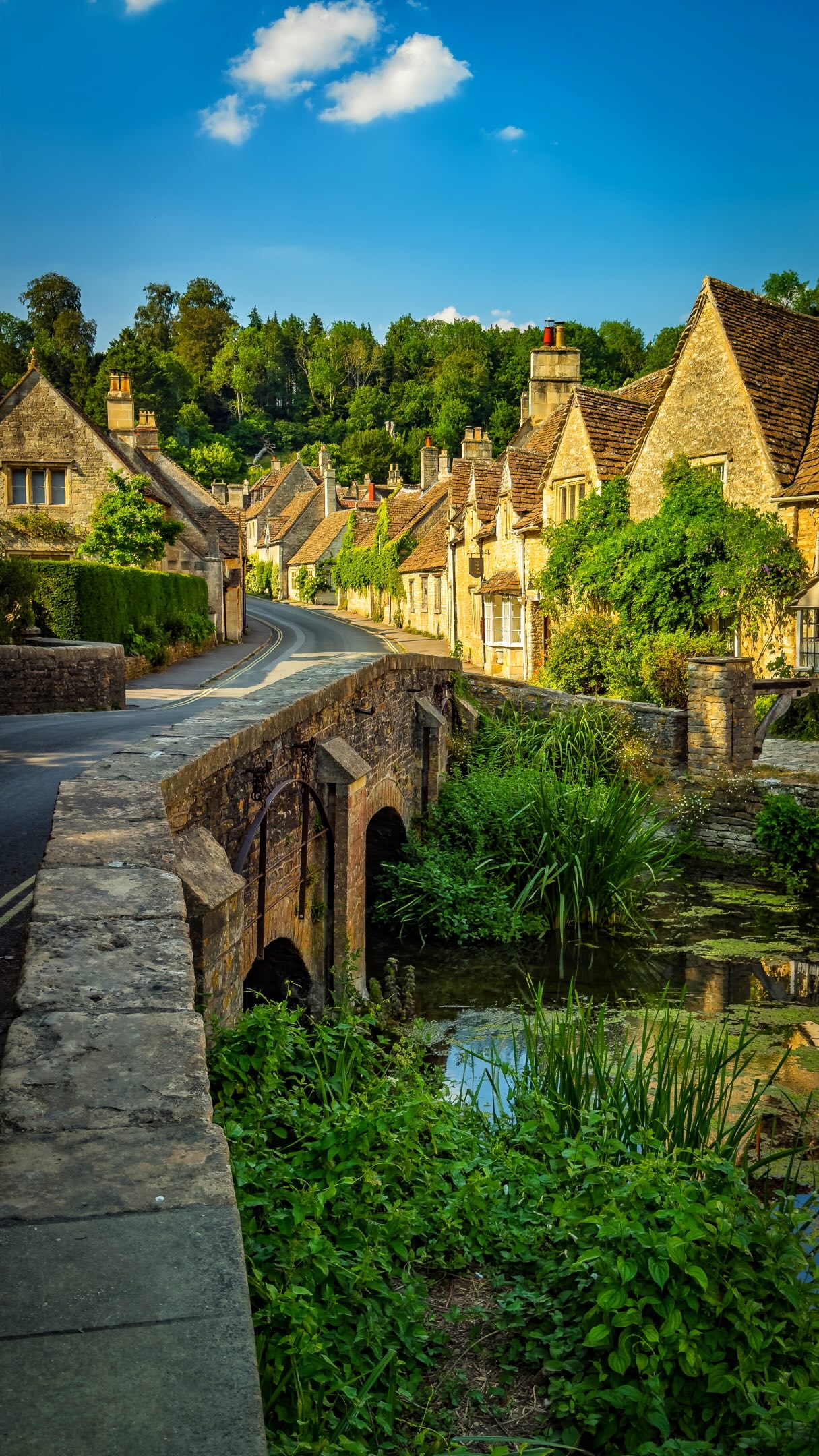 ZENWANDER • Travel Tips & Guides • Switzerland & beyond, Castle Combe