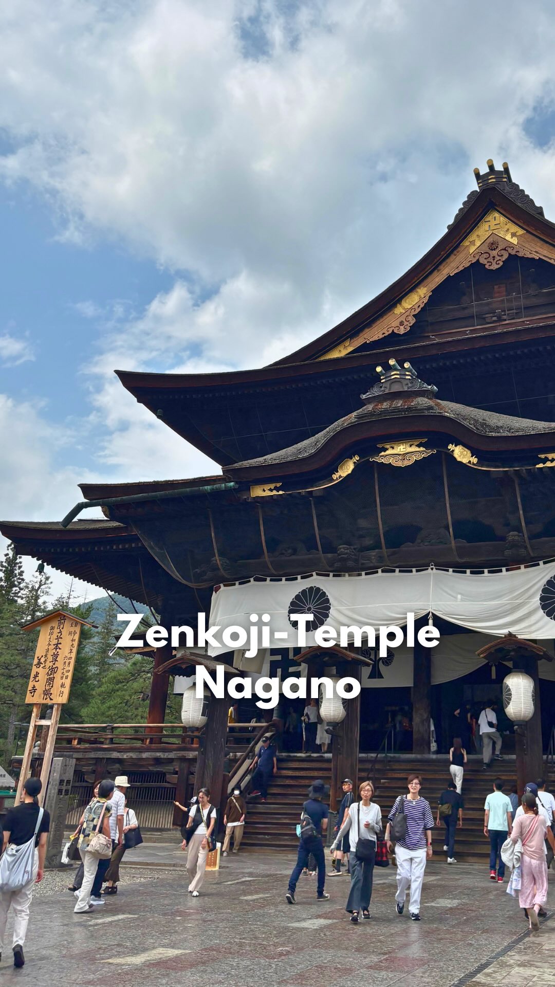 WaWo Japan Travel, Zenkō-ji temple