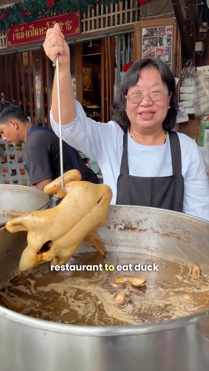 Luke Martin, Khaosan Road