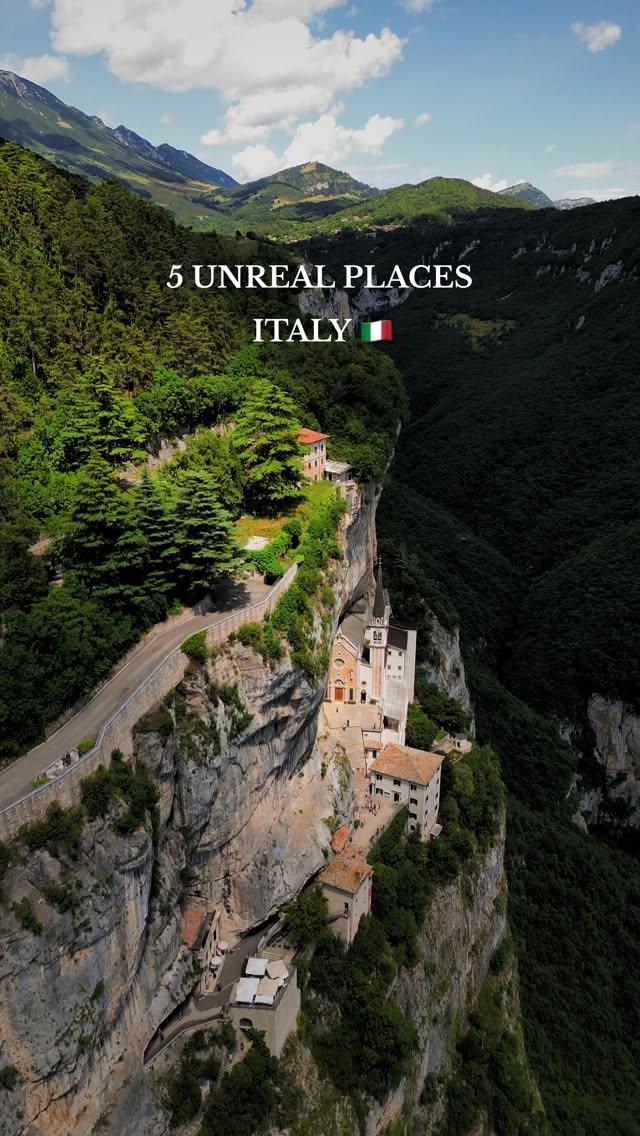 Facebook, Santuario Madonna della Corona