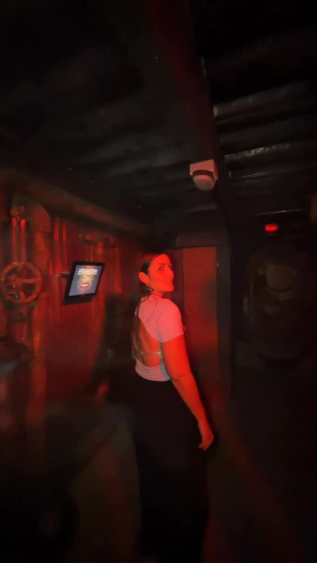 Camila Uribe🖤🍳|QuehacerYQueComer🇨🇴, Area 11 Escape Room Medellín